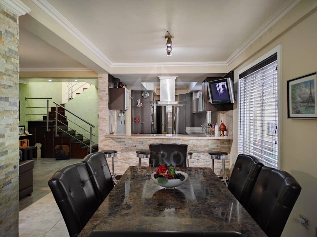 Beautiful  townhouse